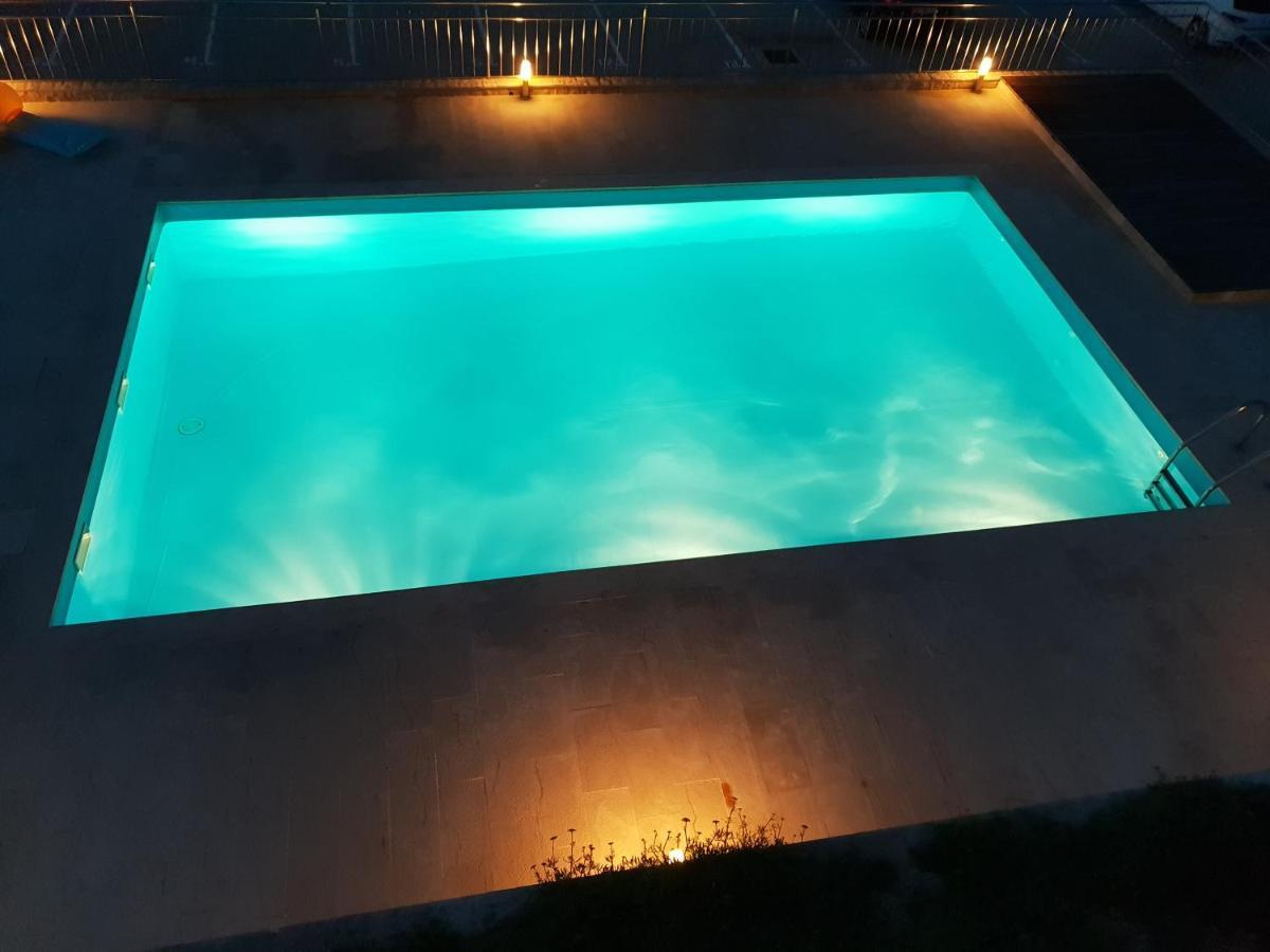 Studio Apartma Pag Blue Ocean 1 With Sea View Pag Town Esterno foto