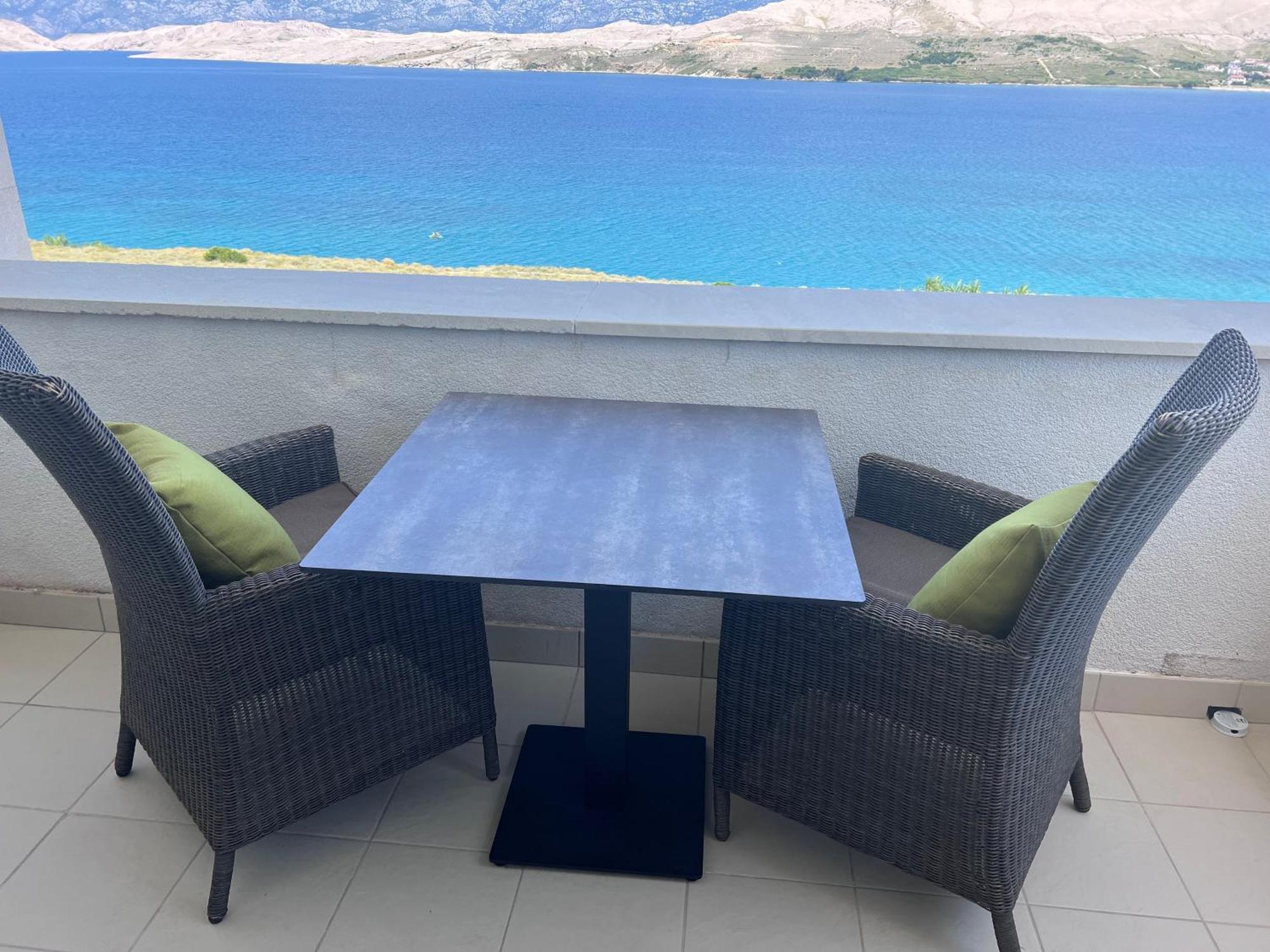 Studio Apartma Pag Blue Ocean 1 With Sea View Pag Town Esterno foto